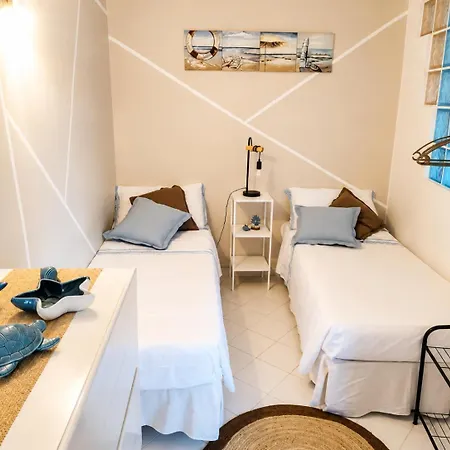 Blumarine Casa A Due Passi Dalla Appartamento Lido Marini